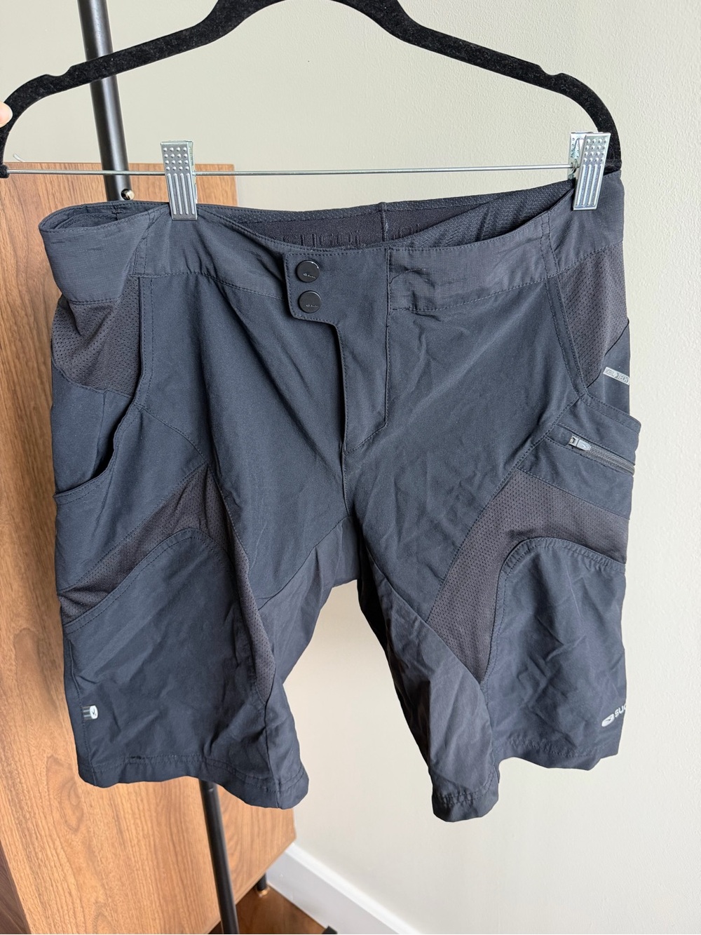 Sugoi Black Padded Double Layer Mountain Cycling Biking Shorts Size M
